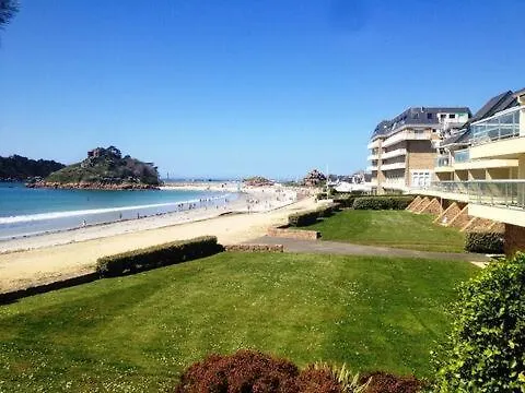 Les Pieds Dans L Eau Acces A La Plage Depuis La Residence Trébeurden