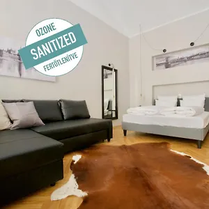 Standard By Hi5 - Steindl Street Apartment Budapest